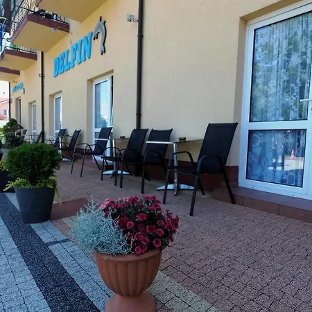 Delfin - Czesc Pokoi Z Widokiem Na Morze 3* Rewal