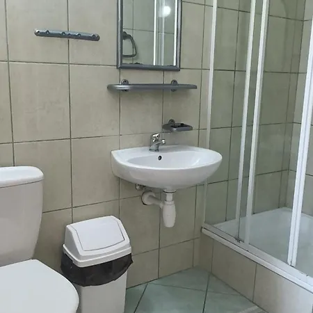 Delfin - Czesc Pokoi Z Widokiem Na Morze 3* Rewal