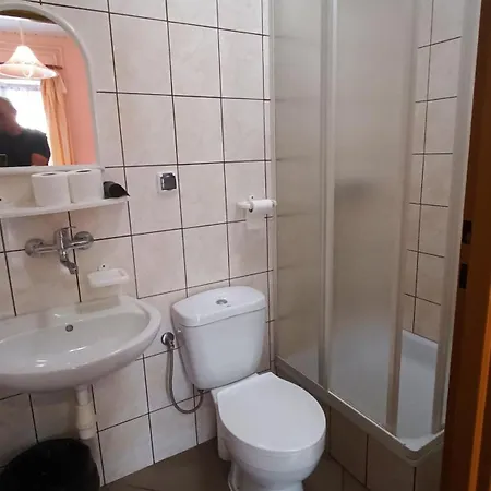 Delfin -przy Plazy, Widok Na Morze