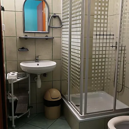 Delfin - Czesc Pokoi Z Widokiem Na Morze 3* Rewal