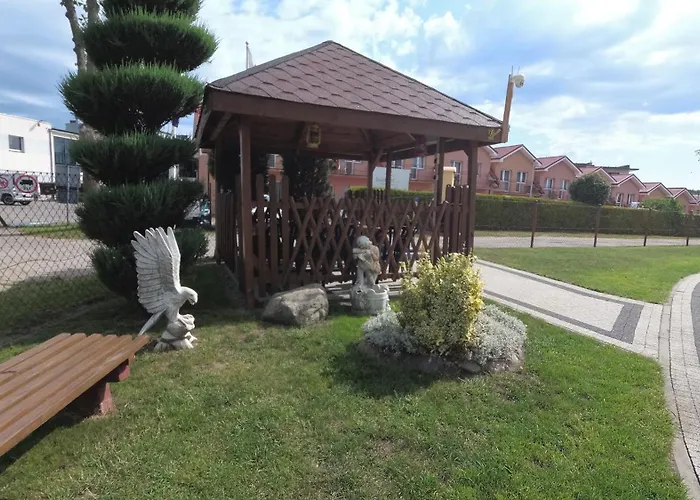 Delfin -przy Plazy, Widok Na Morze ゲストハウス レバル