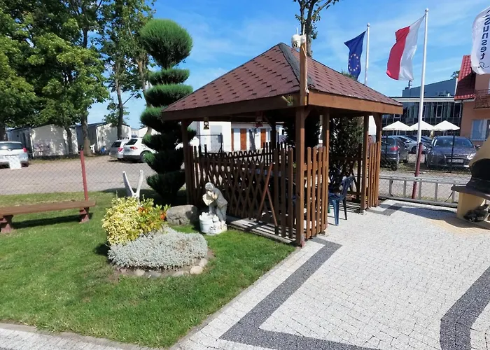 Delfin -przy Plazy, Widok Na Morze